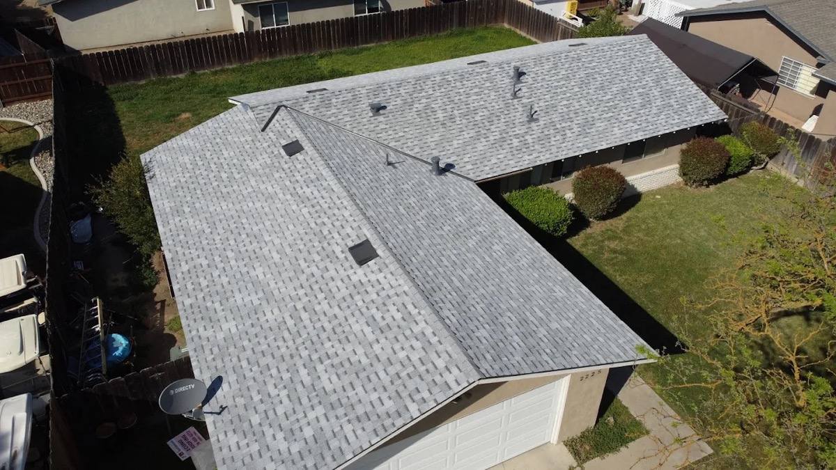 Residential shingle re-roof on Jeanine Dr in Modesto, CA